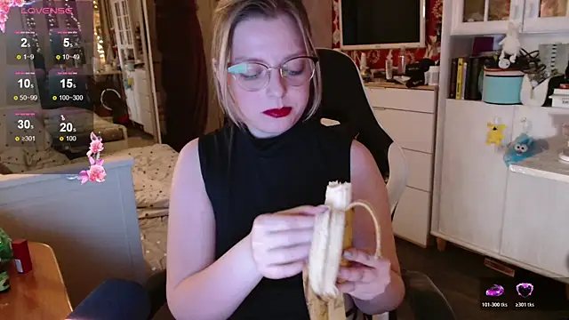 dominyantrix online show from November 2025 10:58:01 PM