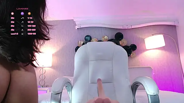 Snapshot of miss_aliia chatting on July 2026 11:40:02 AM miss aliia online show from July 2026 11:40:02 AM