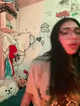  ViolletteNoir  online show from April 2026 02:40:01 AM