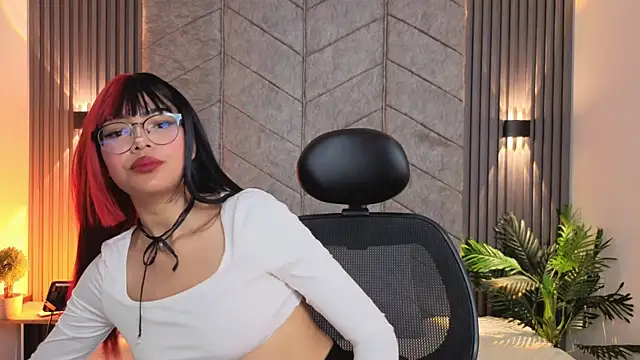  ViolletteNoir  online show from November 2025 08:08:01 PM