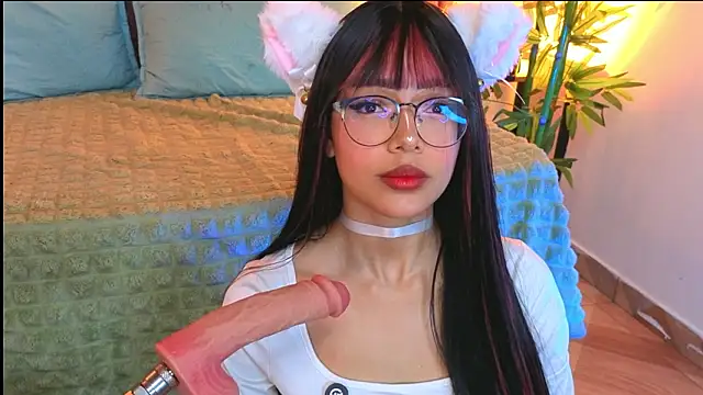  ViolletteNoir  online show from February 2026 08:43:01 PM