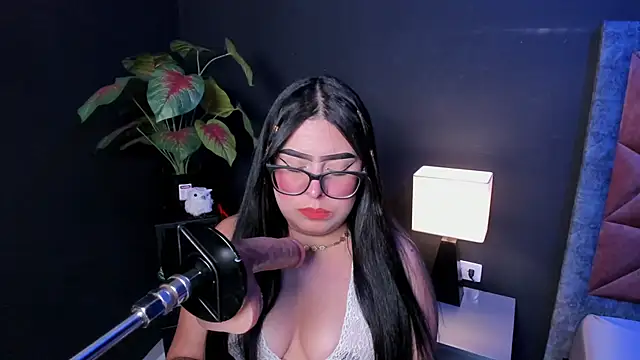 Amy whittee online show from March 2026 03:17:02 AM