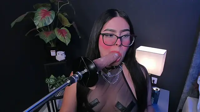 Amy whittee online show from March 2026 03:52:01 AM