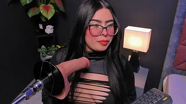 Amy whittee online show from March 2026 03:46:01 AM