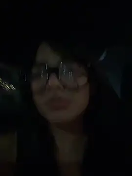 zevellez online show from November 2025 02:15:02 AM