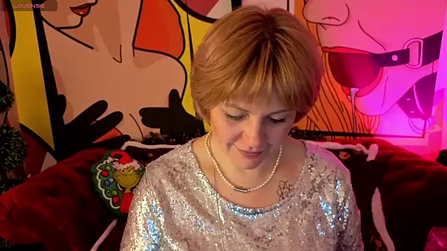 Snapshot of AmaraNights chatting on January 2026 08:27:01 PM AmaraNights online show from January 2026 08:27:01 PM