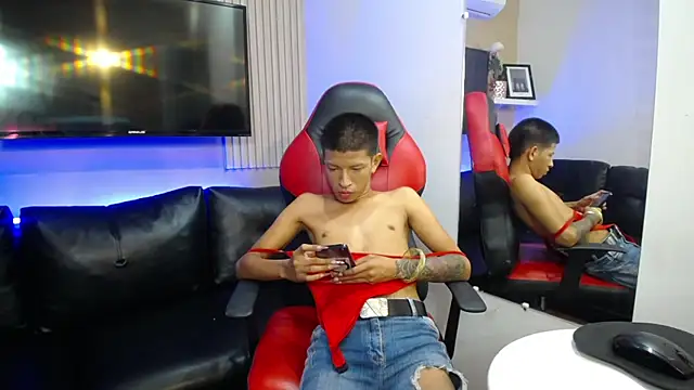 Tessachains 2  online show from December 2025 04:59:01 AM