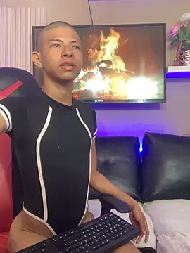 Tessachains 2  online show from November 2025 12:30:01 PM