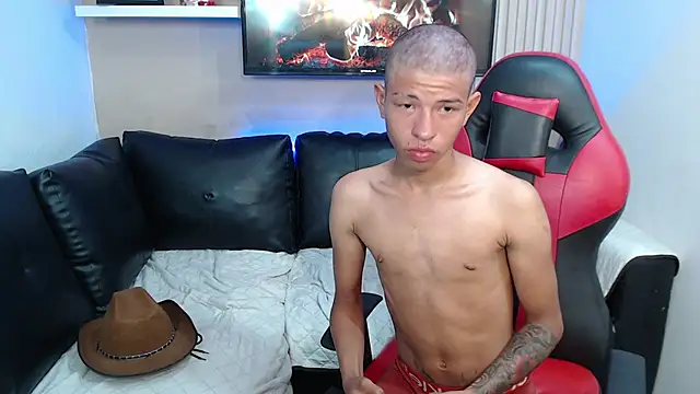 Tessachains 2  online show from November 2025 02:32:01 PM