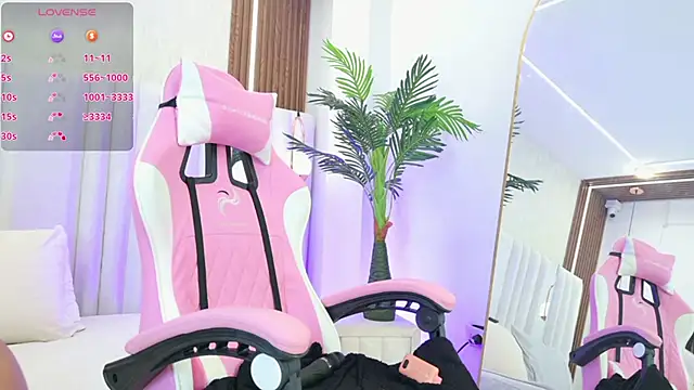 iam katherine online show from April 2026 08:12:02 PM