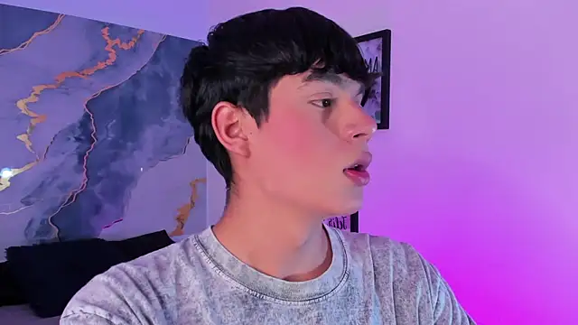 Isaac Kurtt online show from January 2026 07:39:02 PM