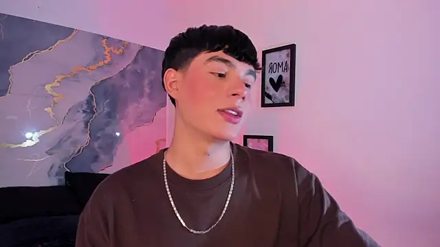 Isaac Kurtt online show from November 2025 07:36:02 PM