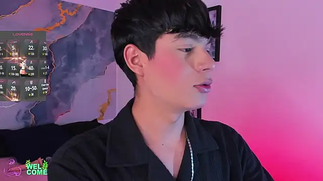 Isaac Kurtt online show from January 2026 07:54:02 PM