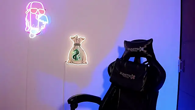 Quetzal coatl  online show from November 2025 08:03:01 PM