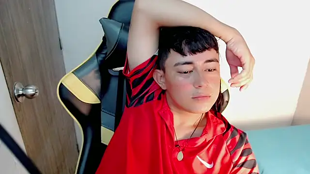 Tatann 18 online show from November 2025 08:13:02 PM