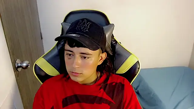 Tatann 18 online show from November 2025 03:05:01 PM