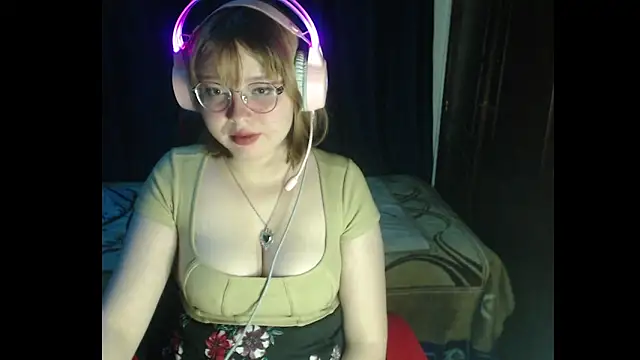 Snapshot of Michi_sauria1 chatting on November 2025 04:13:01 AM Michi sauria1 online show from November 2025 04:13:01 AM