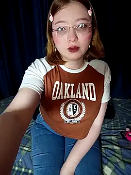 Snapshot of Michi_sauria1 chatting on December 2025 07:24:02 AM Michi sauria1 online show from December 2025 07:24:02 AM