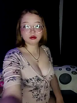 Snapshot of Michi_sauria1 chatting on November 2025 02:56:02 AM Michi sauria1 online show from November 2025 02:56:02 AM