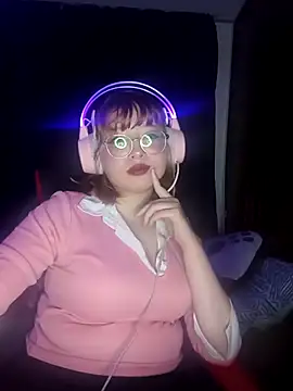 Snapshot of Michi_sauria1 chatting on November 2025 01:50:01 AM Michi sauria1 online show from November 2025 01:50:01 AM