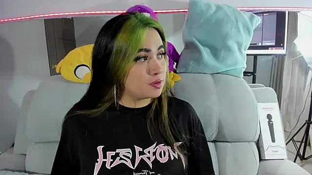 Snapshot of Lilith_Zenith_ chatting on November 2025 04:50:02 AM Lilith Zenith online show from November 2025 04:50:02 AM