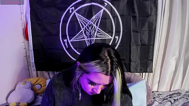 Lilith Zenith  online show from February 2026 03:39:01 AM