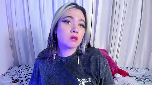 Lilith Zenith  online show from February 2026 03:30:02 AM