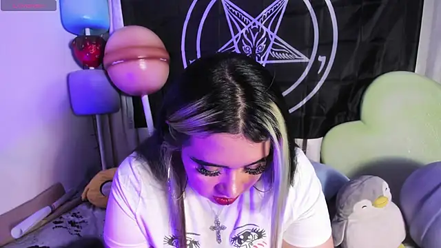 Lilith Zenith  online show from February 2026 04:13:01 AM