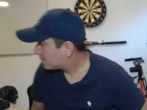 Snapshot of yayo_33 chatting on November 2025 09:08:01 PM yayo 33 online show from November 2025 09:08:01 PM