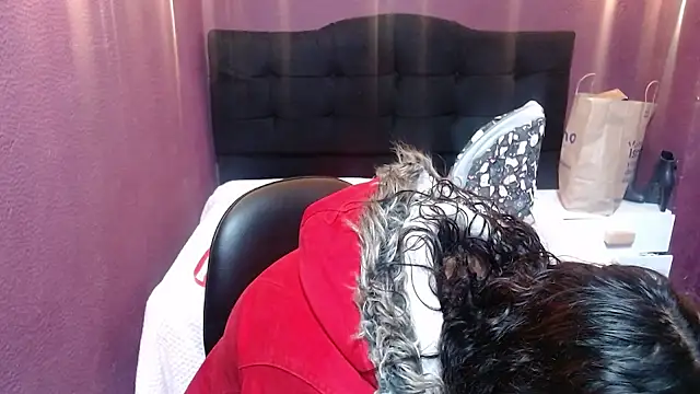 monika 256 online show from January 2026 01:15:01 PM