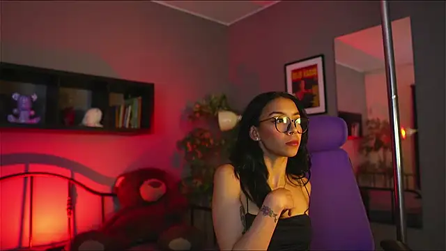 Snapshot of aura_Soul_ chatting on November 2025 04:39:01 AM aura Soul online show from November 2025 04:39:01 AM