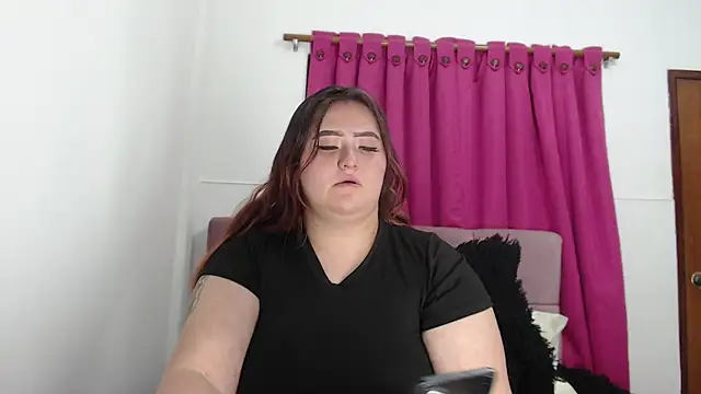 Snapshot of Miiss--Start chatting on November 2025 01:17:01 PM Miiss--Start online show from November 2025 01:17:01 PM