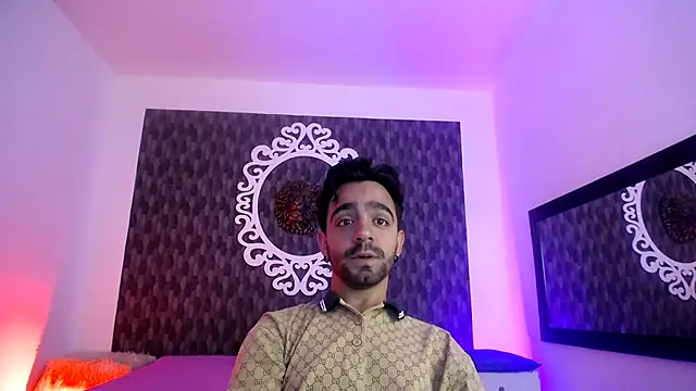 Dereck Jhonsonn online show from November 2025 07:14:02 PM