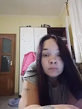 Debi28 online show from November 2025 10:02:02 PM