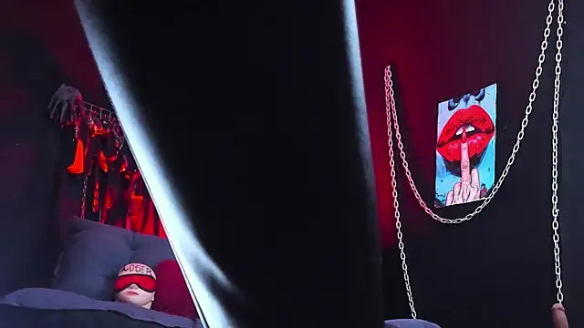 KatrinaStone online show from April 2026 11:01:01 PM