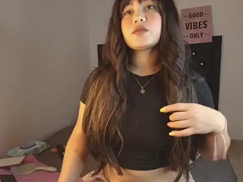 LoliitaBennett online show from November 2025 11:48:02 PM