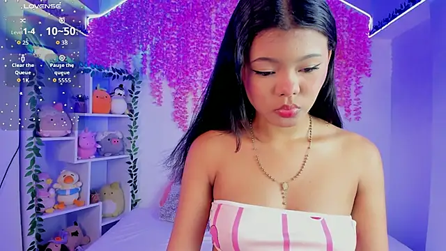  hanna sky online show from November 2025 06:13:02 PM