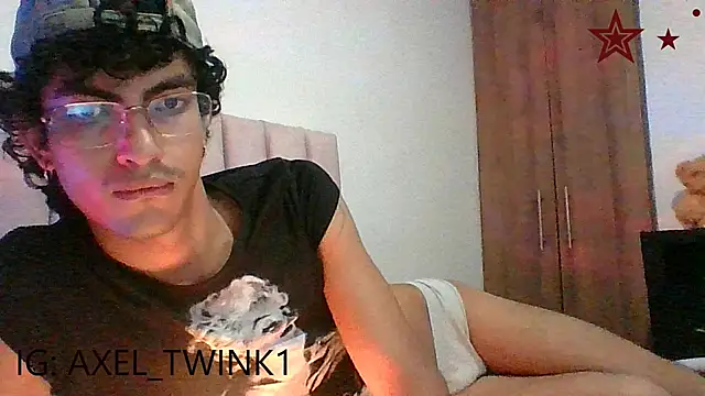 axel love13 online show from December 2025 05:22:02 AM