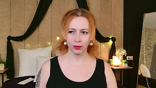 Evie Berret online show from December 2025 10:52:02 AM