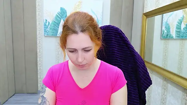 Evie Berret online show from November 2025 10:37:01 AM