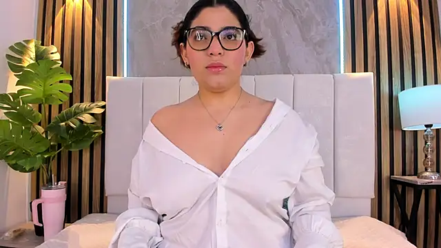 Carlotta de velour online show from April 2026 03:25:02 AM