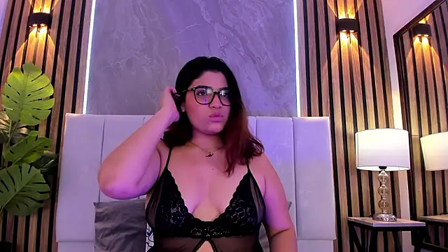 Carlotta de velour online show from February 2026 03:03:01 AM