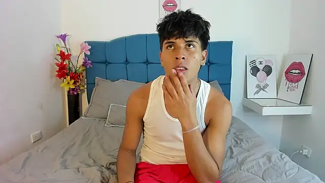 Valentino Lane online show from January 2026 03:24:02 AM