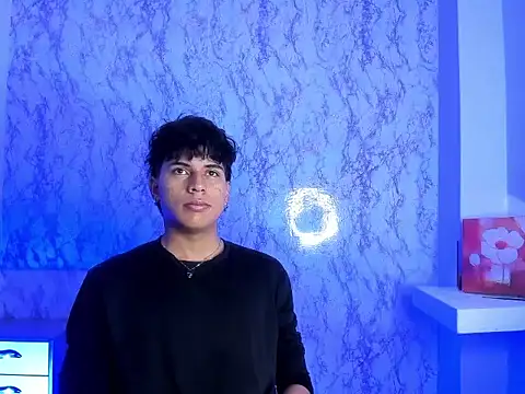 Snapshot of Valentino_Lane chatting on February 2026 05:46:02 AM Valentino Lane online show from February 2026 05:46:02 AM