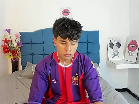 Valentino Lane online show from January 2026 02:15:01 AM