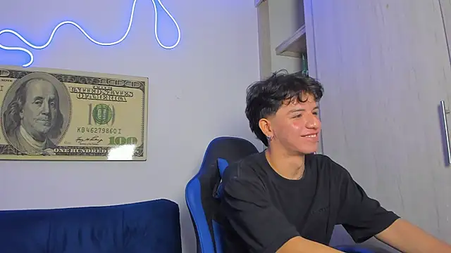 Snapshot of fredd_cs chatting on November 2025 09:41:01 PM fredd cs online show from November 2025 09:41:01 PM