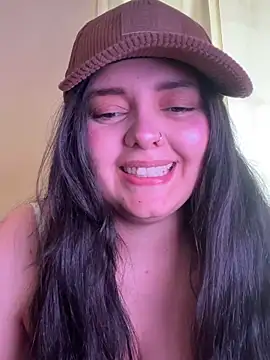 Snapshot of candicewest_ chatting on May 2026 04:16:01 PM candicewest online show from May 2026 04:16:01 PM