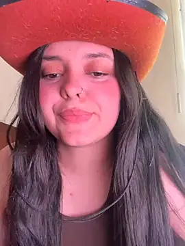 candicewest  online show from April 2026 04:33:02 PM