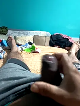 Loquillopajero online show from February 2026 12:29:01 PM