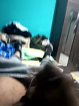 Loquillopajero online show from February 2026 12:13:02 PM